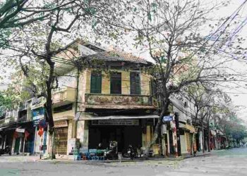 Phố cổ Hà Nội là điểm tham quan nổi tiếng Hà thành