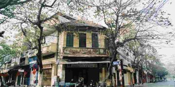 Phố cổ Hà Nội là điểm tham quan nổi tiếng Hà thành