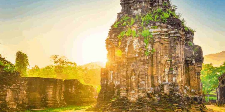 Duần thể với nhiều đền tháp độc đáo, đa dạng
