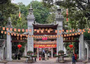 Chùa Láng với tên gọi chính thức là Chiêu Thiền Tự