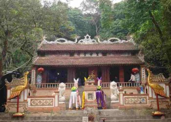 Kiến trúc mang đậm dấu ấn dân tộc tại đền cô Chín