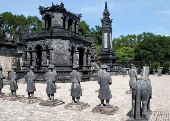 Ứng Lăng là công trình kiến trúc cuối của triều Nguyễn 