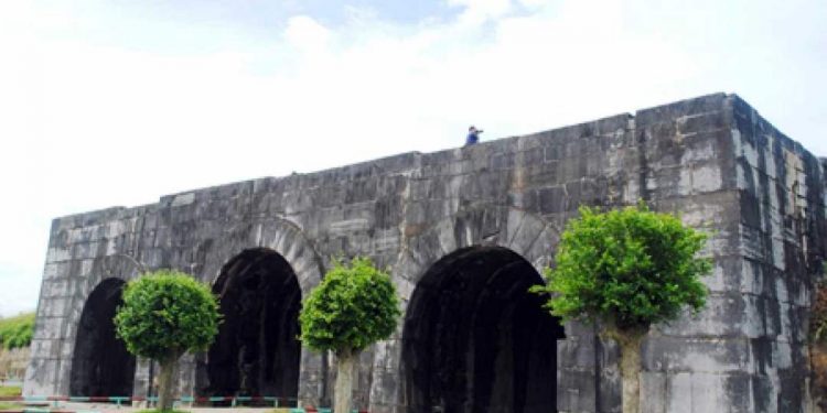 Hình ảnh Thành Nhà Hồ