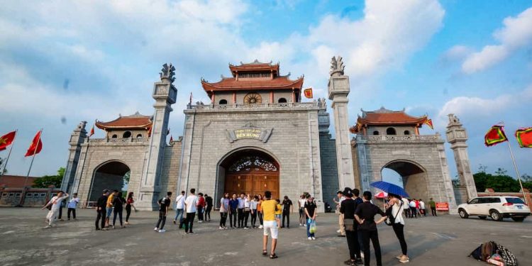 Sự tích bí ẩn và thú vị xung quanh đền Hùng