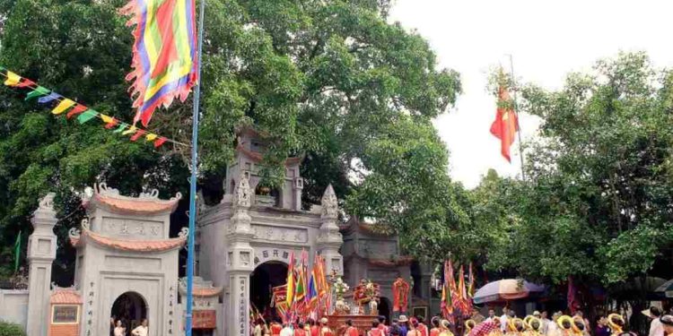 Kinh nghiệm đi Đền Trần giúp chuyến đi thuận lợi hơn