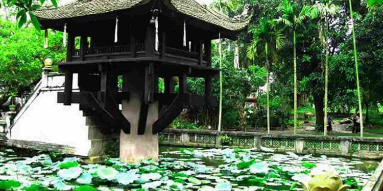 Chùa Một Cột là một trong những chùa lâu đời nhất của Việt Nam.