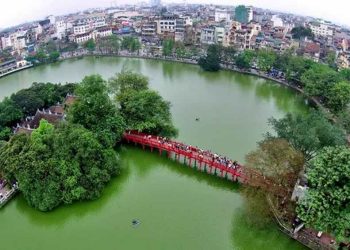 Đi từ Hà Nội đến Đền Ngọc Sơn bằng xe buýt